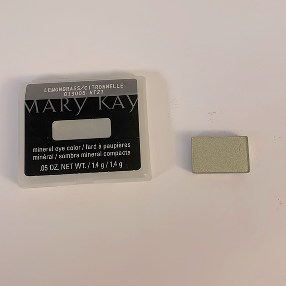 Mary Kay Mineral eye color-lemongrass - Picture 1 of 1